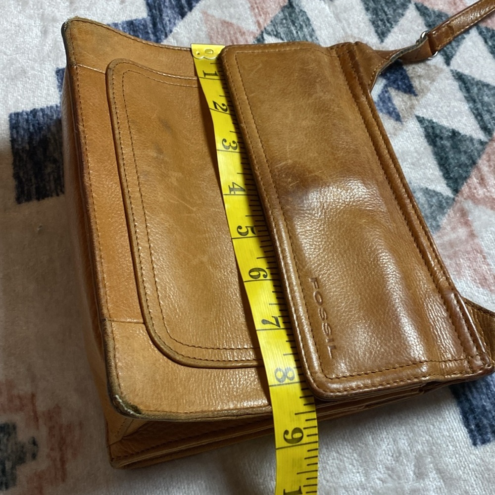Fossil Vintage Revival Brown Leather Flap Crossbody Bag - Picture 10 of 14